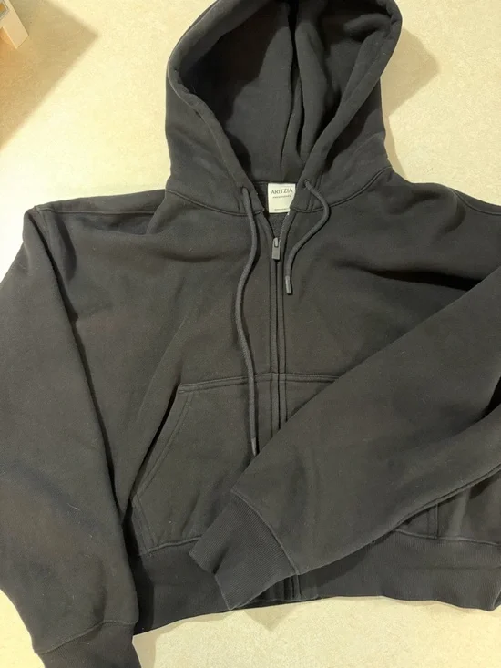 Aritzia zip hoodie - Picture 1 of 3